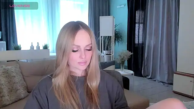 Snapshot of Libby_Nora chatting on 03.01.25 Libby Nora online show from 03.01.25