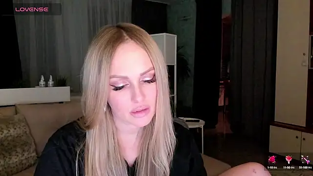 Snapshot of Libby_Nora chatting on 03.06.25 Libby Nora online show from 03.06.25