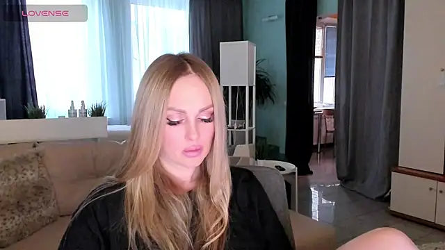 Snapshot of Libby_Nora chatting on 03.13.25 Libby Nora online show from 03.13.25