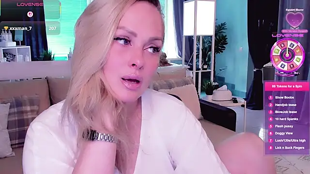 Snapshot of Libby_Nora chatting on 09.13.25 Libby Nora online show from 09.13.25