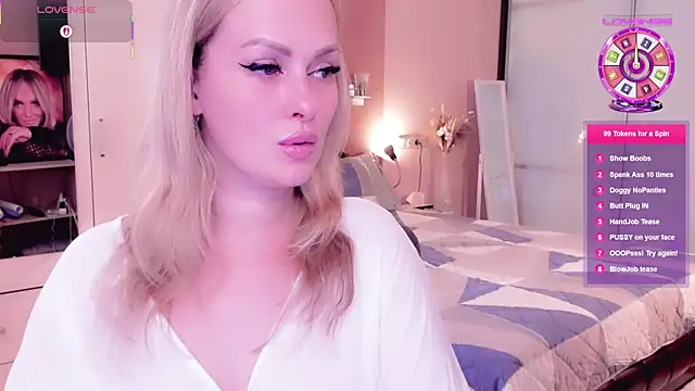 Snapshot of Libby_Nora chatting on 10.03.25 Libby Nora online show from 10.03.25