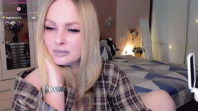 Snapshot of Libby_Nora chatting on 01.13.26 Libby Nora online show from 01.13.26