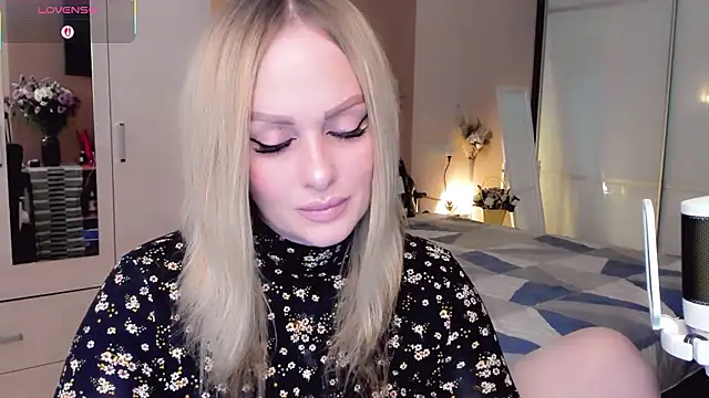 Snapshot of Libby_Nora chatting on 01.15.26 Libby Nora online show from 01.15.26