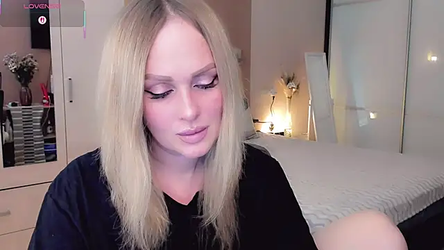 Snapshot of Libby_Nora chatting on 02.19.26 Libby Nora online show from 02.19.26