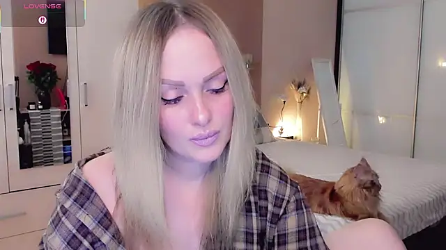 Snapshot of Libby_Nora chatting on 03.08.26 Libby Nora online show from 03.08.26