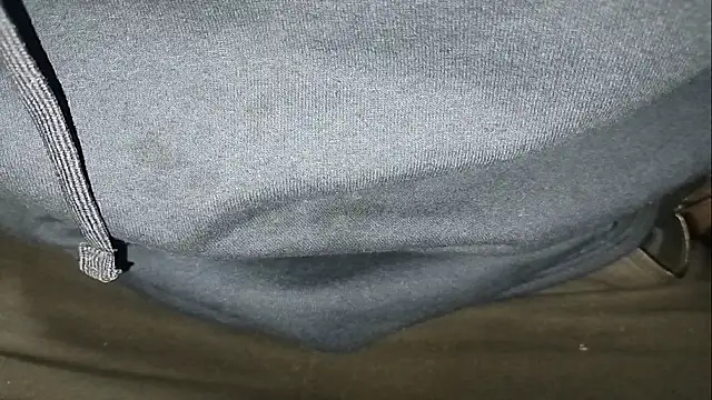 Snapshot of robertocastillo-2017 chatting on 04.06.26 robertocastillo-2017 online show from 04.06.26