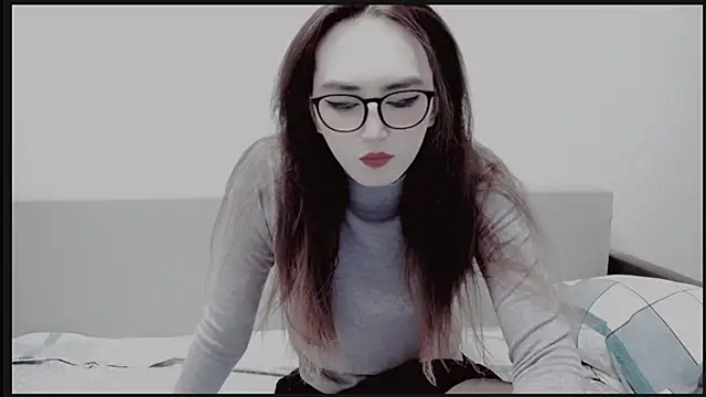 Snapshot of MinniMaksy chatting on 02.09.25 MinniMaksy online show from 02.09.25