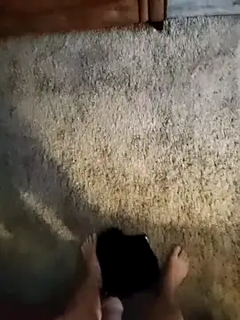 Snapshot of Muzz_2020 chatting on 11.04.25 Muzz 2020 online show from 11.04.25