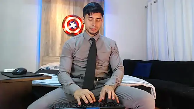 Andrew 4  online show from 02.09.25