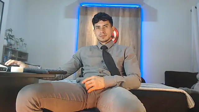 Andrew 4  online show from 10.11.25