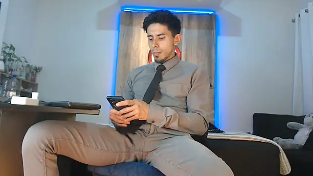 Andrew 4  online show from 11.16.25