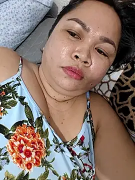 XXLorie 02 online show from 02.27.26