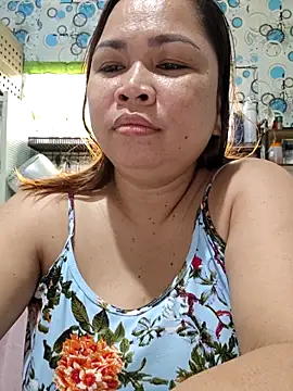 XXLorie 02 online show from 06.16.26