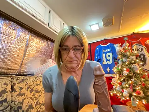 MichaelaGurl online show from 12.04.24