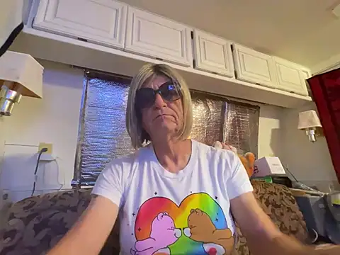 MichaelaGurl online show from 12.07.24