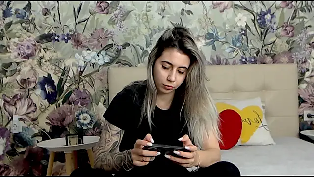 RoseDiamond06 online show from 02.11.25