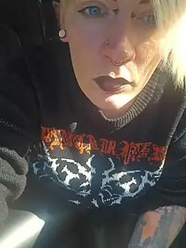 PinkTheHawk online show from 11.01.25