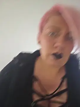 PinkTheHawk online show from 05.31.26