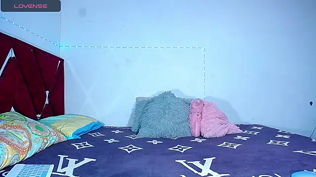 DanisaBrown online show from 12.07.24