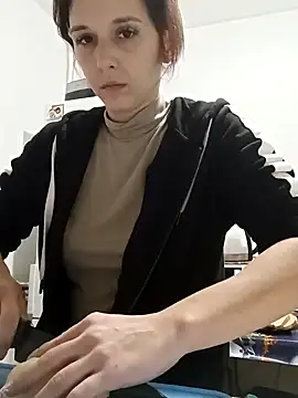 SexxyLety online show from 12.30.24