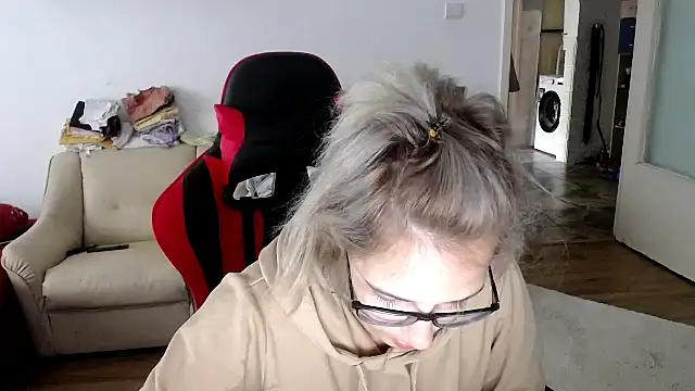 SexxyLety online show from 10.02.25