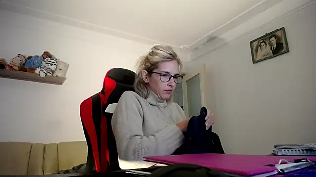 SexxyLety online show from 10.08.25