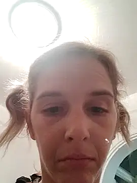 SexxyLety online show from 10.29.25