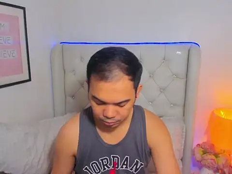 AsianZero online show from 03.18.26