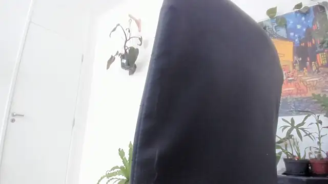 Snapshot of TaliMajesty chatting on 11.07.25 TaliMajesty online show from 11.07.25