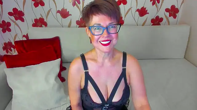 JennAlison online show from 12.18.24