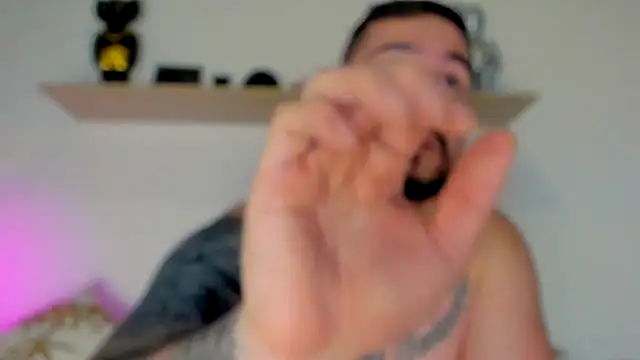 Snapshot of camilo_restrepo21 chatting on 10.03.25 camilo restrepo21 online show from 10.03.25