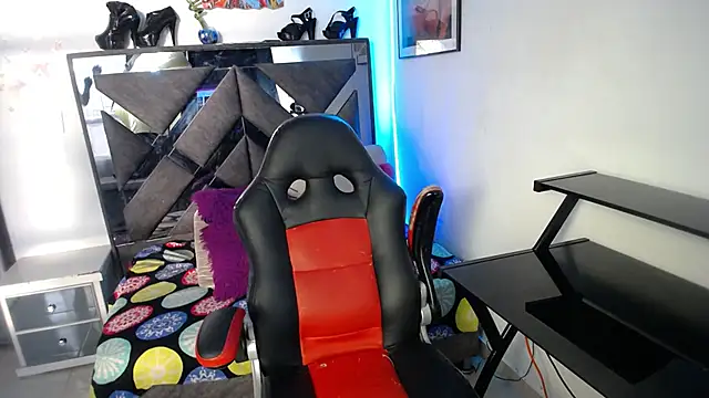 Salo hot04 online show from 09.23.25