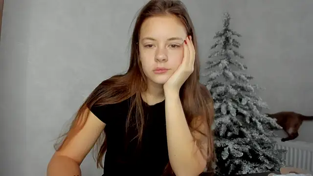 Snapshot of why_again_me chatting on 12.18.24 why again me online show from 12.18.24