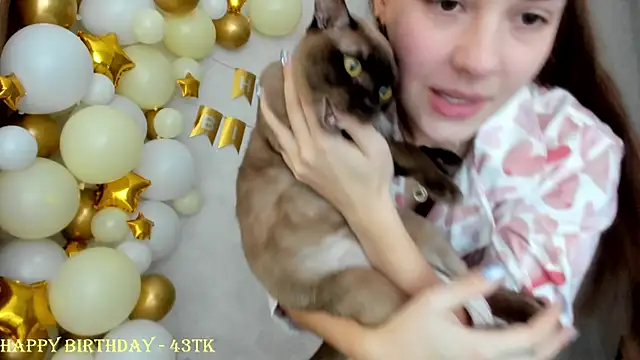 Snapshot of why_again_me chatting on 01.20.25 why again me online show from 01.20.25