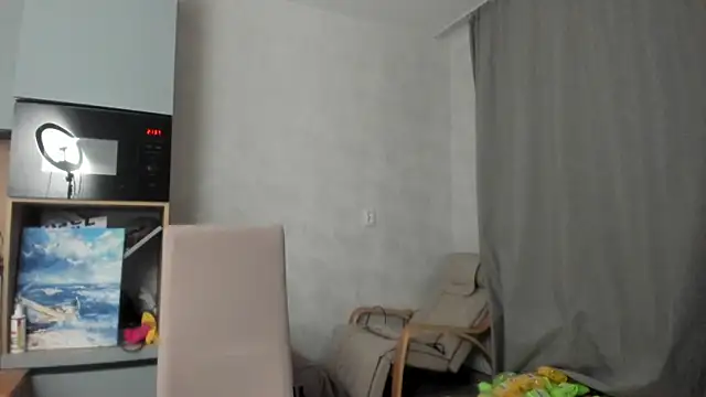 Snapshot of why_again_me chatting on 09.10.25 why again me online show from 09.10.25