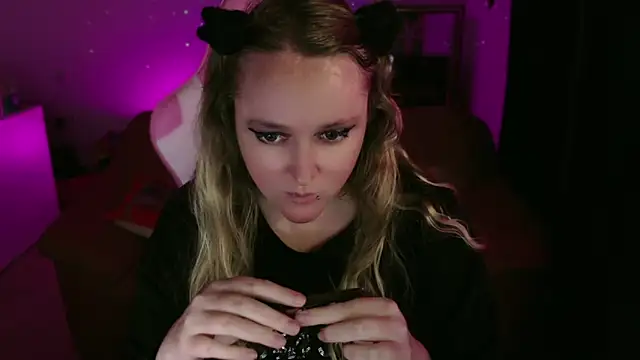 kisicaxx online show from 03.12.25