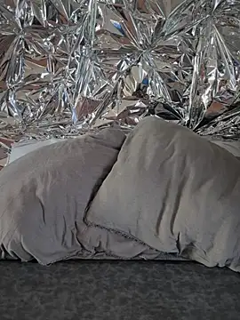 Snapshot of lovely_beast chatting on 01.16.26 lovely beast online show from 01.16.26