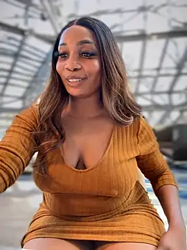   Nessa   online show from 12.21.24