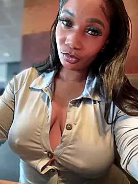   Nessa   online show from 10.12.25