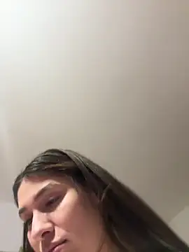 Snapshot of IrisBlues chatting on 10.03.25 IrisBlues online show from 10.03.25