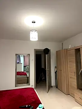 Snapshot of IrisBlues chatting on 10.29.25 IrisBlues online show from 10.29.25