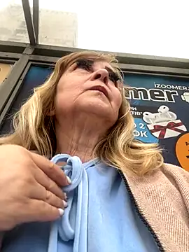 Snapshot of Irina2909@xh chatting on 10.24.25 Irina2909xh online show from 10.24.25