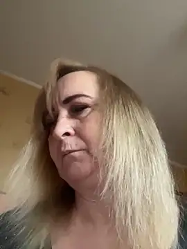 Snapshot of Irina2909@xh chatting on 12.01.25 Irina2909xh online show from 12.01.25