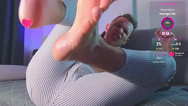 S3Xyes online show from 10.07.25