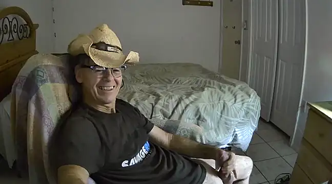 Snapshot of nakeedcowboi65 chatting on 01.23.25 nakeedcowboi65 online show from 01.23.25