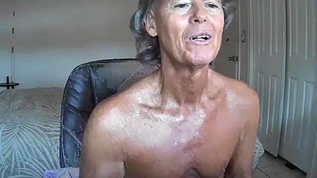 nakeedcowboi65 online show from 06.18.26
