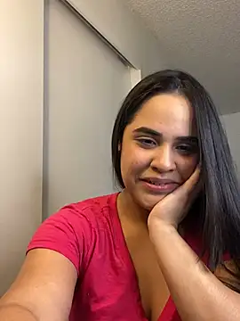 Snapshot of Maria_ruiz chatting on 12.31.24 Maria ruiz online show from 12.31.24