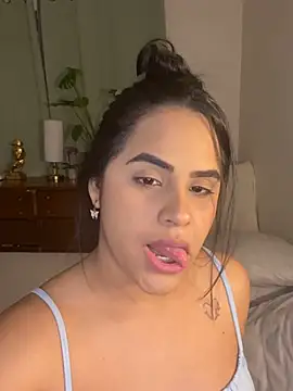 Snapshot of Maria_ruiz chatting on 01.17.25 Maria ruiz online show from 01.17.25