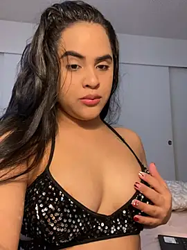 Snapshot of Maria_ruiz chatting on 01.28.25 Maria ruiz online show from 01.28.25