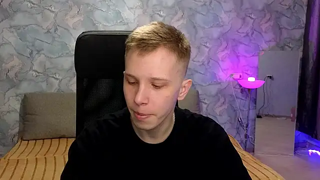 Snapshot of arlekincrop chatting on 02.06.26 arlekincrop online show from 02.06.26